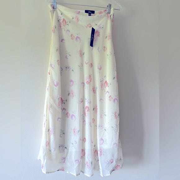 Lulu’s Ivory Floral Midi/Maxi Skirt, size L - Picture 7 of 8